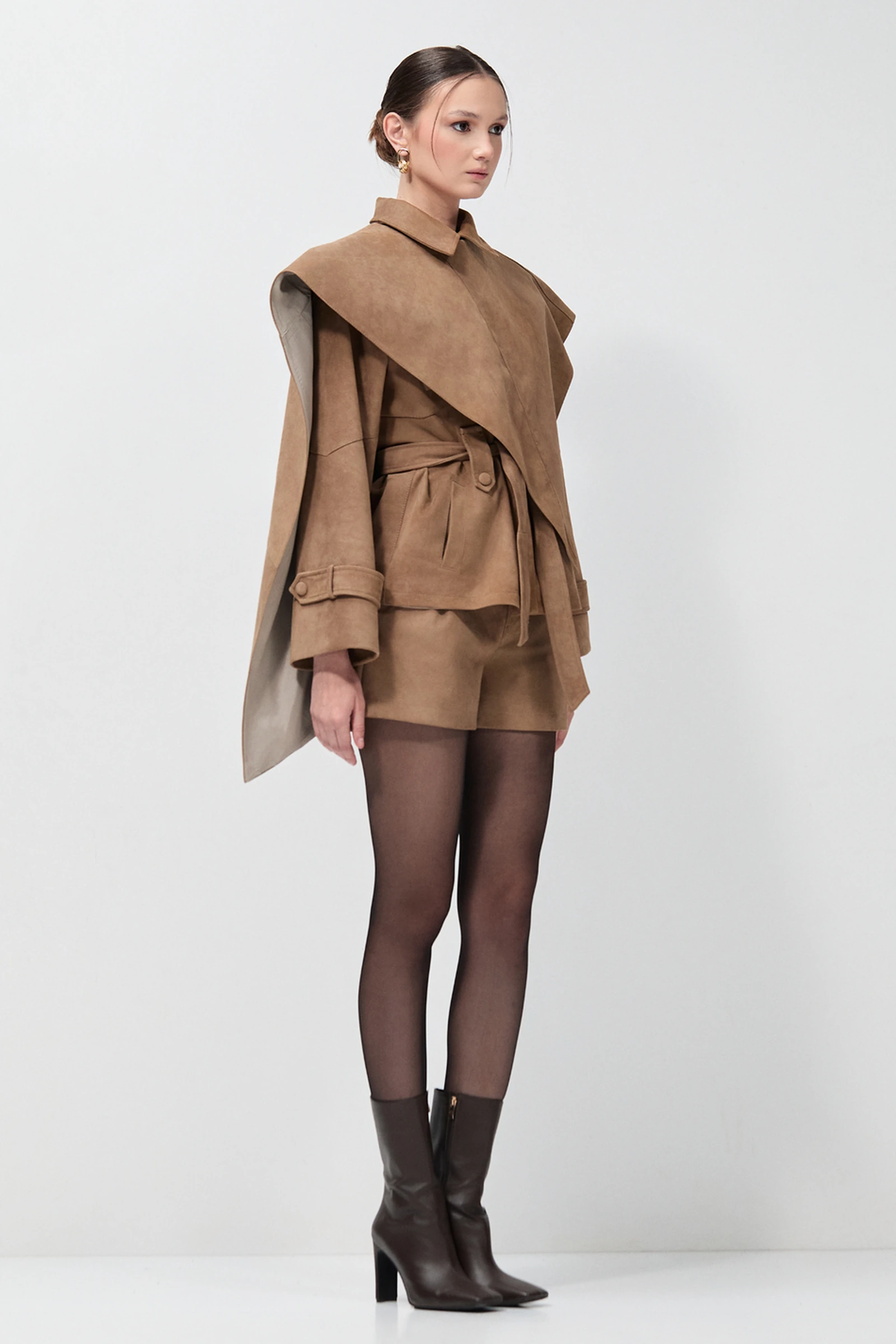 Neveia Jacket