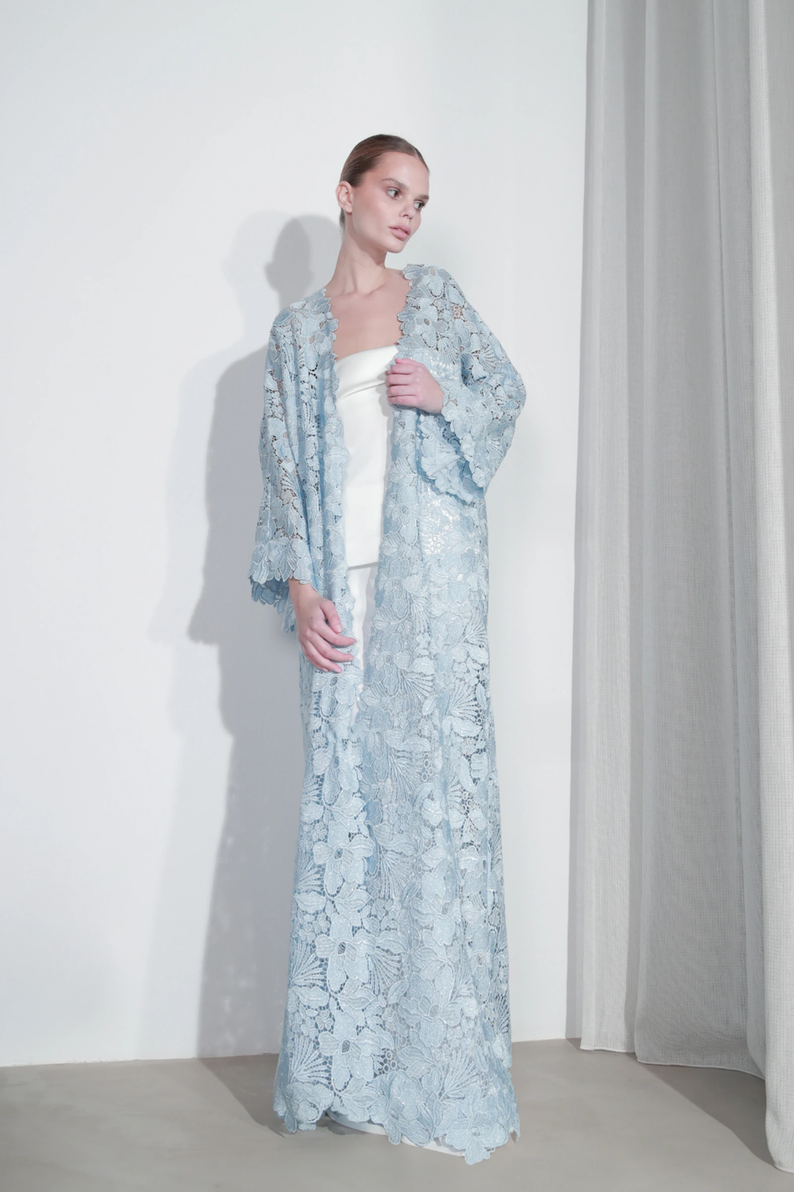 Valoria Abaya