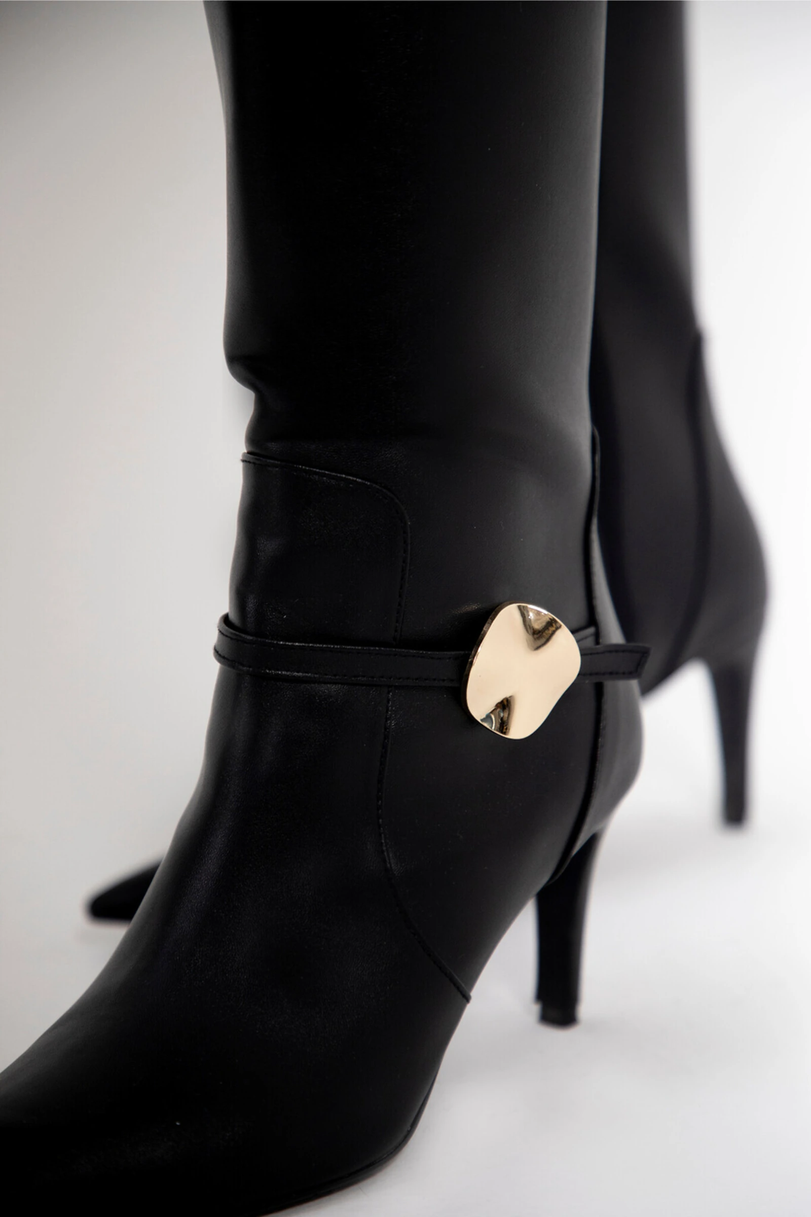Devona Boots