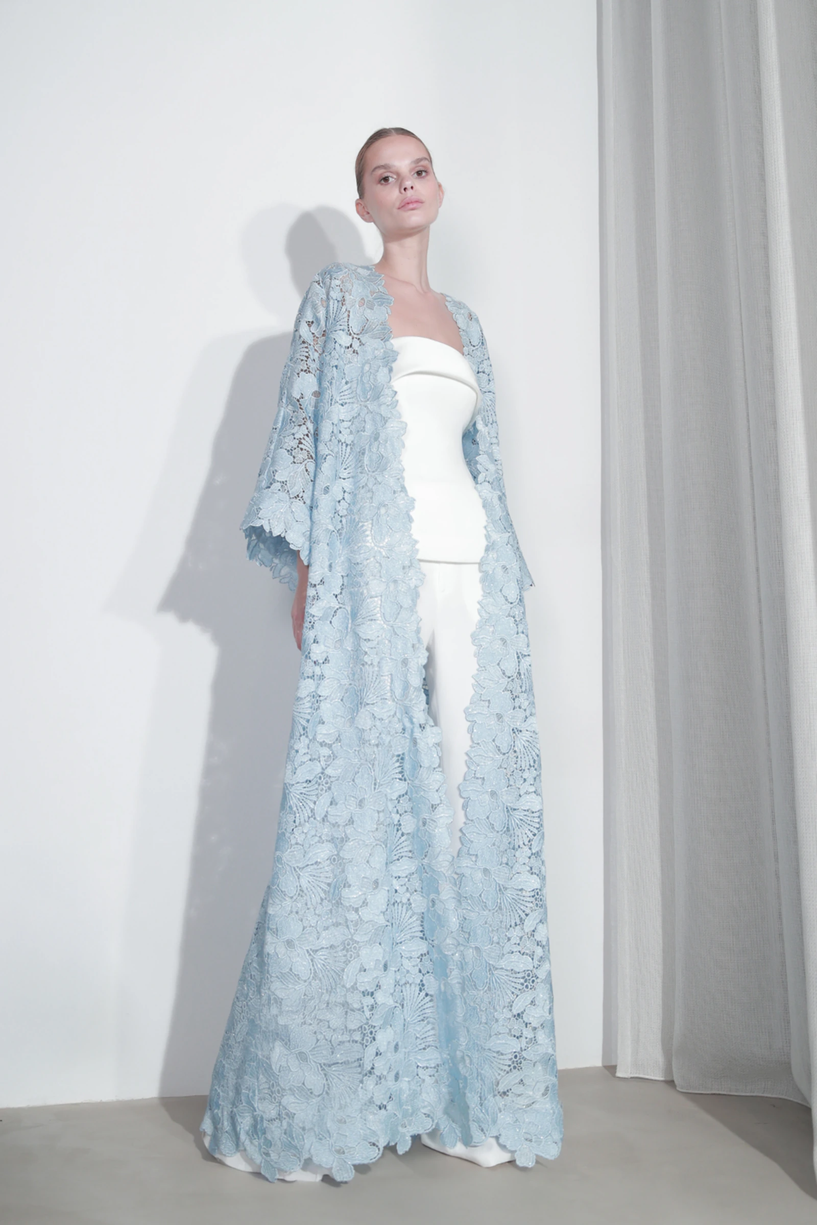 Valoria Abaya