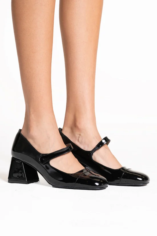 Marry Heels